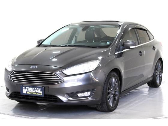 FORD FOCUS 2.0 TITANIUM PLUS 16V FLEX 4P POWERSHIFT FORD FOCUS 2.0 TITANIUM PLUS 16V FLEX 4P POWERSHIFT